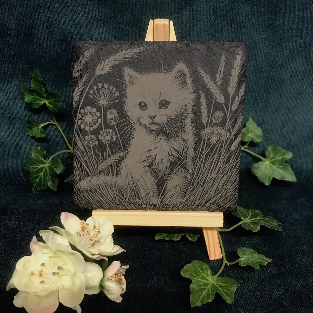 04-kittens-on-grass slate-coasters-squ.webp